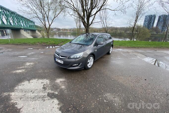 Opel Astra J [restyling] Sports Tourer wagon 5-doors