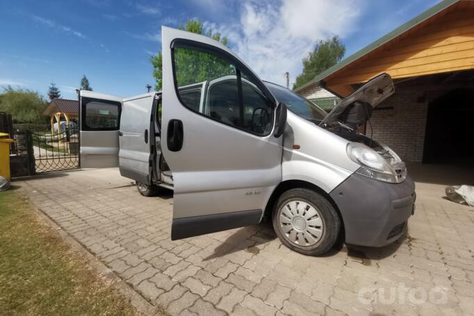 Nissan Primastar 1 generation Minivan