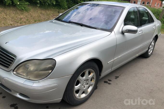 Mercedes-Benz S-Class W220 Sedan
