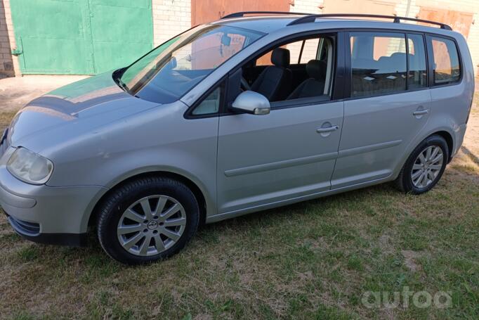 Volkswagen Touran 1 generation Minivan