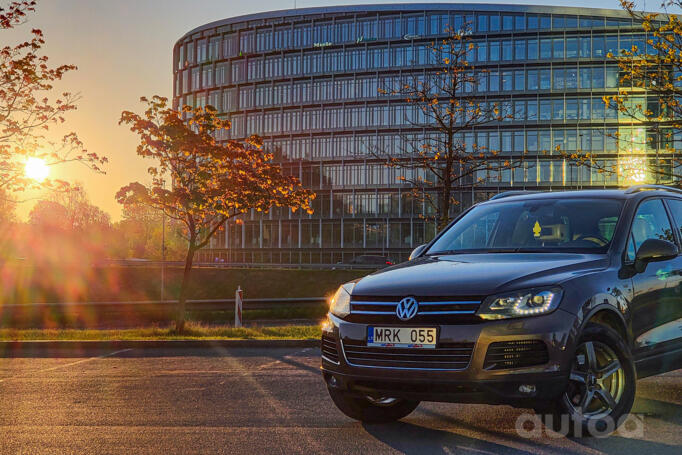 Volkswagen Touareg 2 generation Crossover