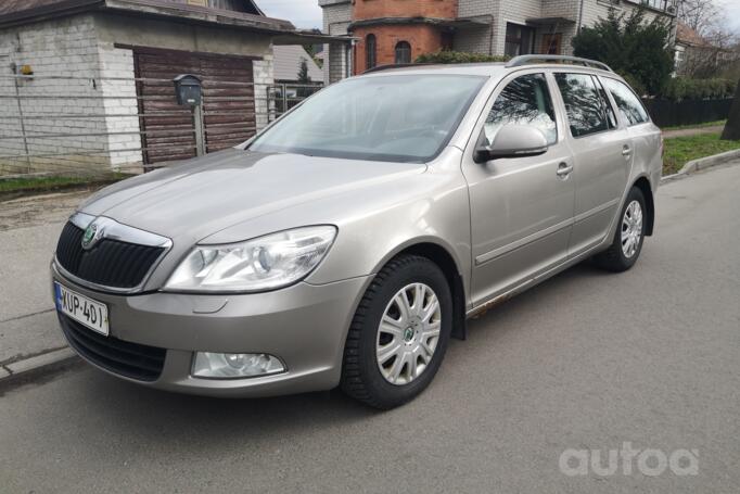 Skoda Octavia 2 generation [restyling] Combi wagon 5-doors