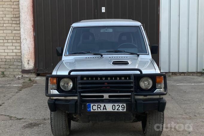 Mitsubishi Pajero 1 generation Wagon High Roof SUV 5-doors