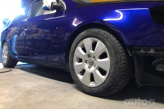 Volkswagen Passat B6 wagon 5-doors