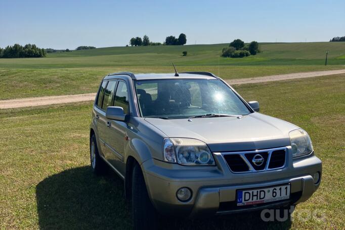 Nissan X-Trail T30 Crossover