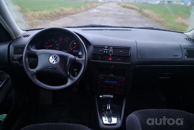 Volkswagen Golf 4 generation Hatchback 5-doors