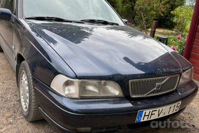 Volvo V70 1 generation wagon