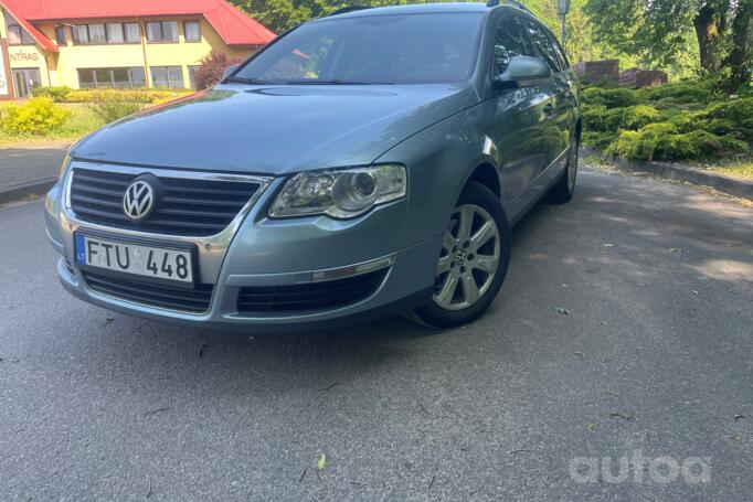 Volkswagen Passat B6 wagon 5-doors