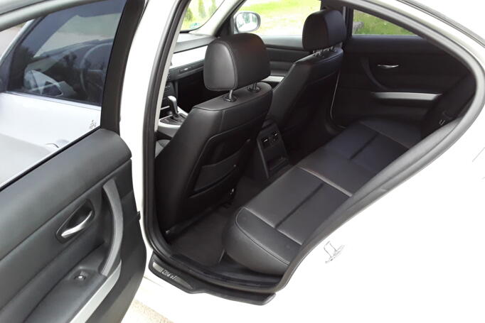 BMW 3 Series E90/E91/E92/E93 Sedan