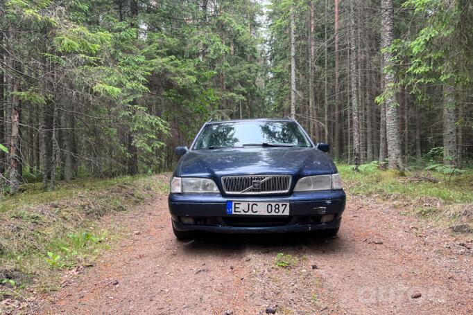 Volvo V70 1 generation wagon