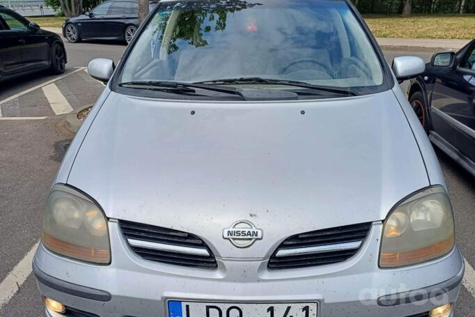 Nissan Almera Tino V10 Minivan