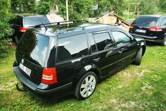 Volkswagen Golf 4 generation wagon