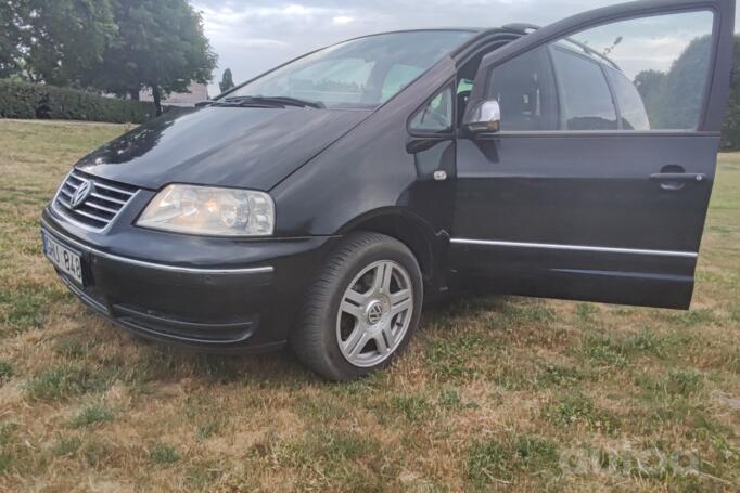 Volkswagen Sharan 1 generation [2th restyling] Minivan