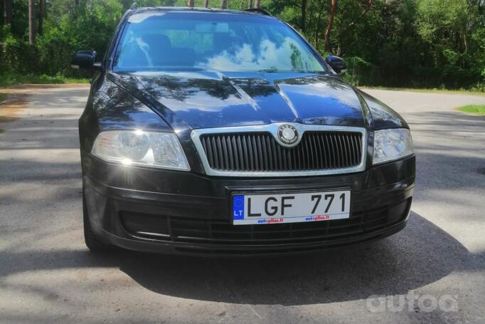 Skoda Octavia 2 generation Combi wagon 5-doors