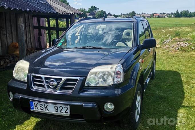 Nissan X-Trail T30 Crossover