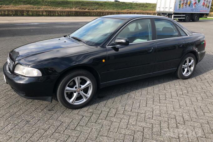 Audi A4 B5 Sedan