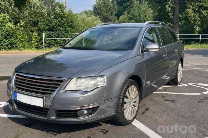 Volkswagen Passat B6 wagon 5-doors