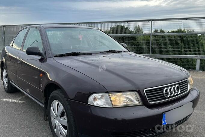Audi A4 B5 [restyling] Sedan