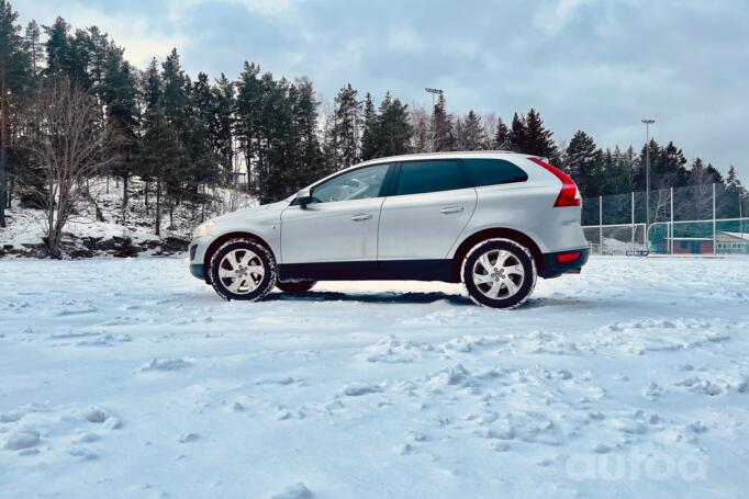 Volvo XC60 1 generation Crossover