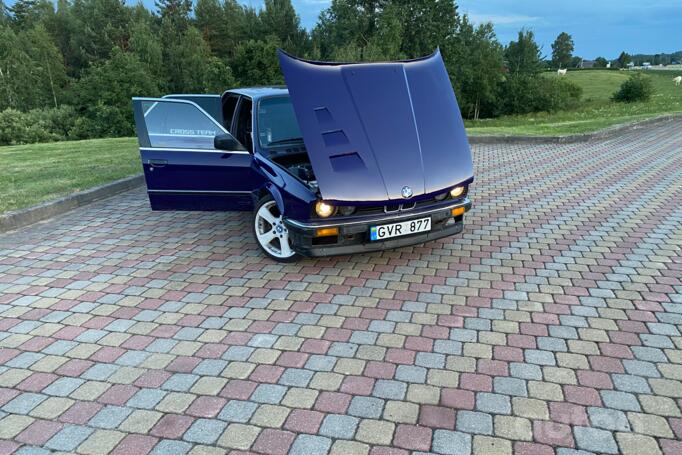 BMW 3 Series E30 Sedan 4-doors