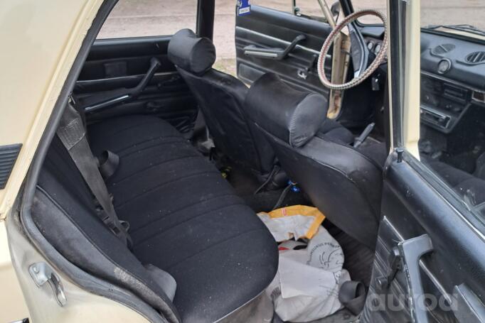 LADA (VAZ) 2106