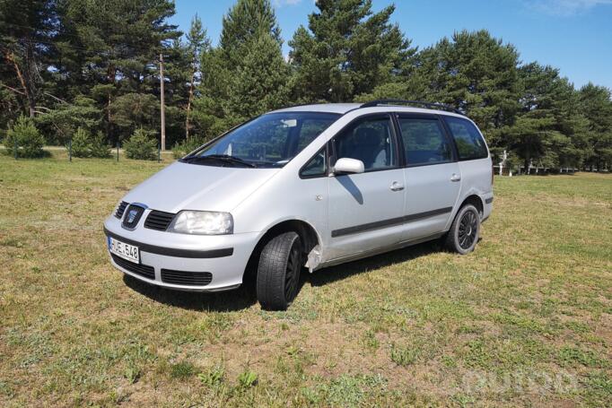 SEAT Alhambra 1 generation [restyling] Minivan