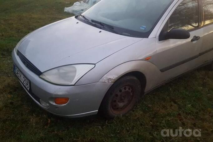 Ford Focus 1 generation Hatchback 5-doors