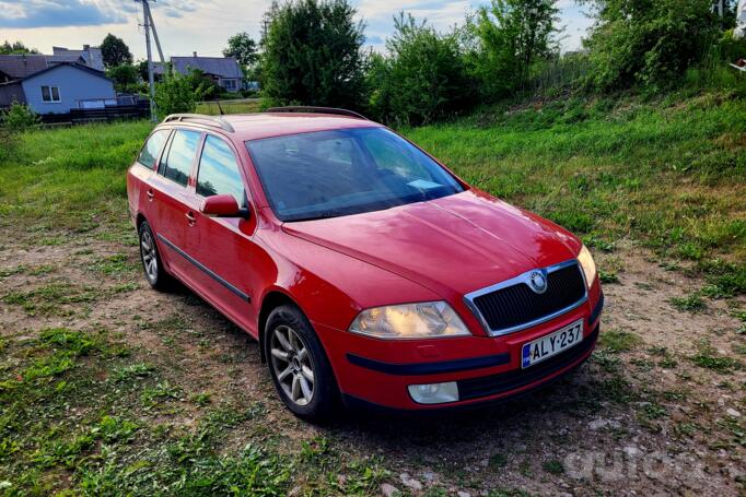 Skoda Octavia 2 generation Combi wagon 5-doors
