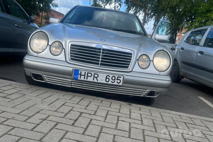 Mercedes-Benz E-Class W210/S210 [restyling] Sedan