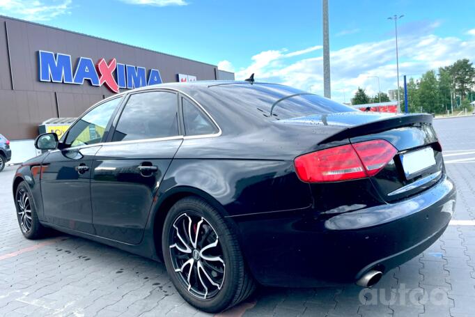 Audi A4 B8/8K Sedan 4-doors