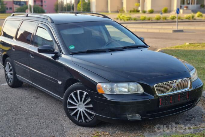 Volvo V70 2 generation [restyling] wagon 5-doors