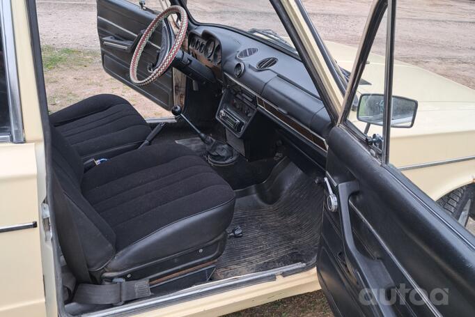 LADA (VAZ) 2106