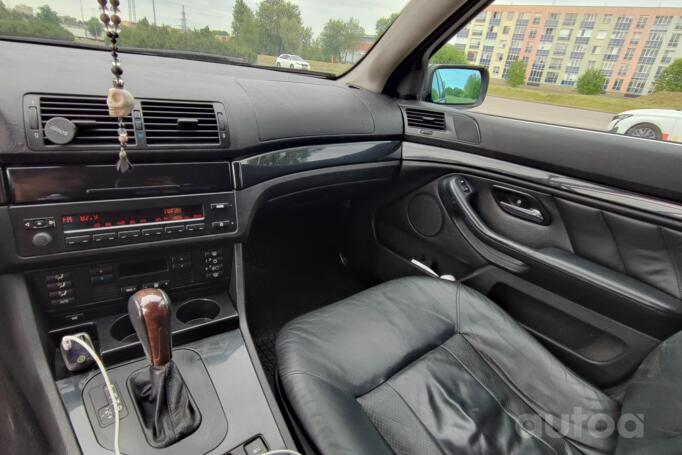 BMW 5 Series E39 Touring wagon