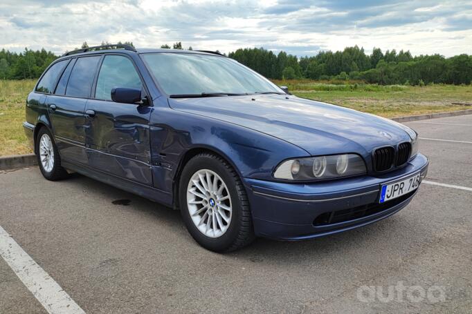 BMW 5 Series E39 Touring wagon