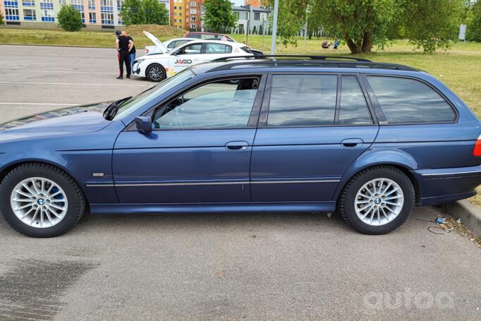 BMW 5 Series E39 Touring wagon