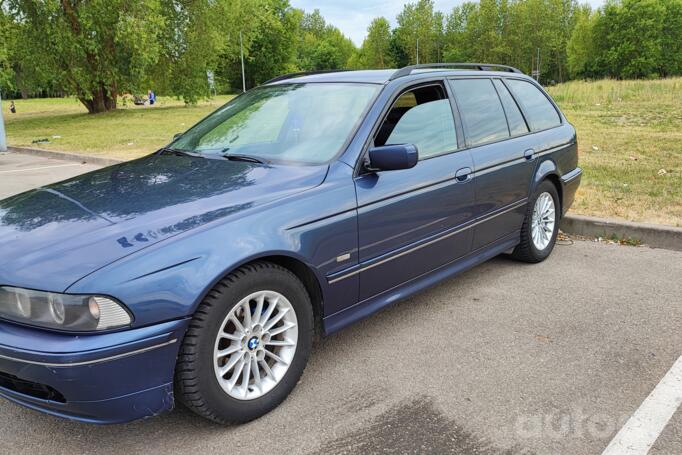 BMW 5 Series E39 Touring wagon