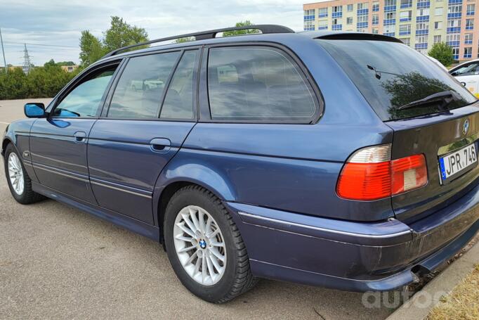 BMW 5 Series E39 Touring wagon