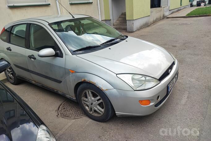 Ford Focus 1 generation Hatchback 5-doors
