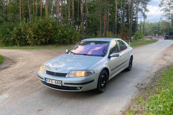 Renault Laguna 2 generation Liftback