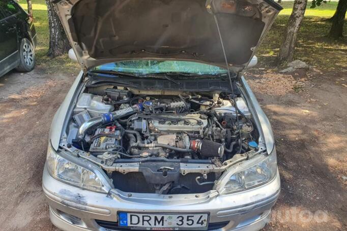 Honda Accord 6 generation Sedan