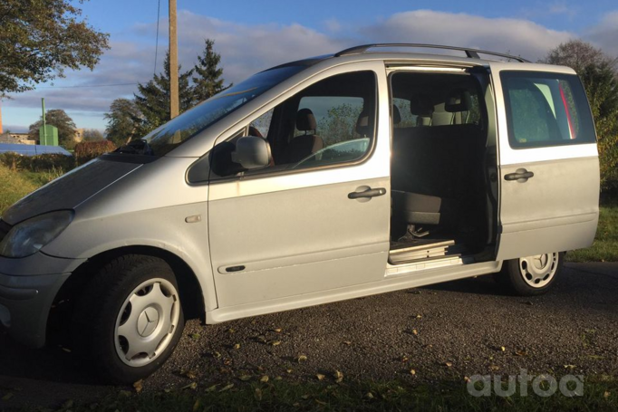 Mercedes-Benz Vaneo W414 Minivan
