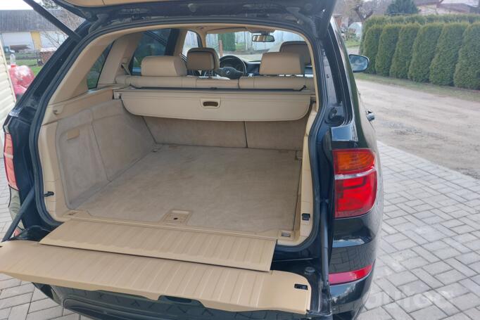 BMW X5 E70 [restyling] Crossover