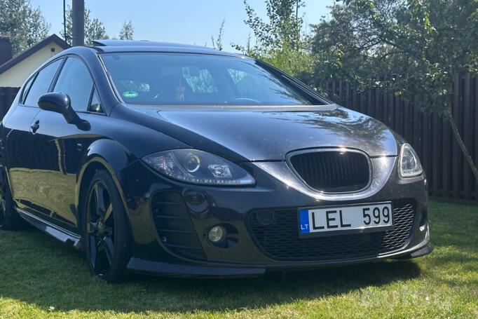 SEAT Leon 2 generation Hatchback 5-doors