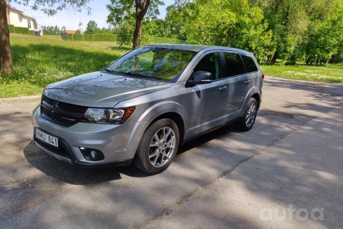 Dodge Journey 1 generation [restyling] Crossover