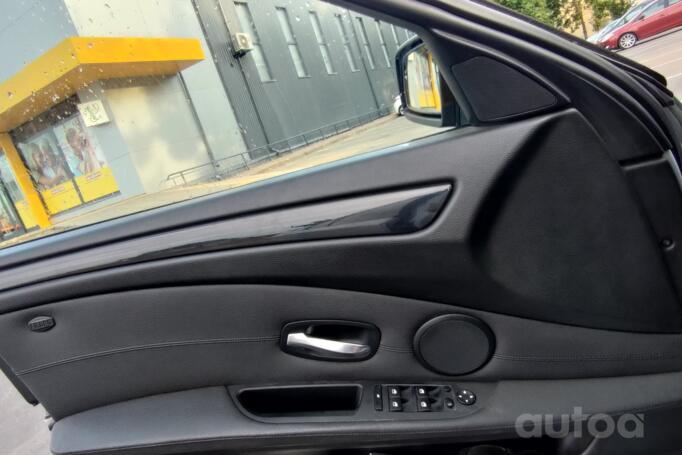 BMW 5 Series E60/E61 Sedan