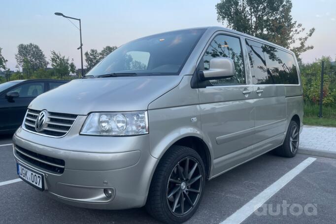 Volkswagen Multivan T5 Minivan