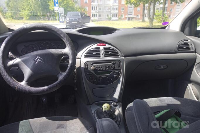 Citroen C5 1 generation Break wagon