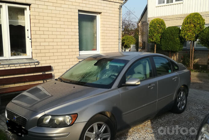 Volvo S40 2 generation Sedan