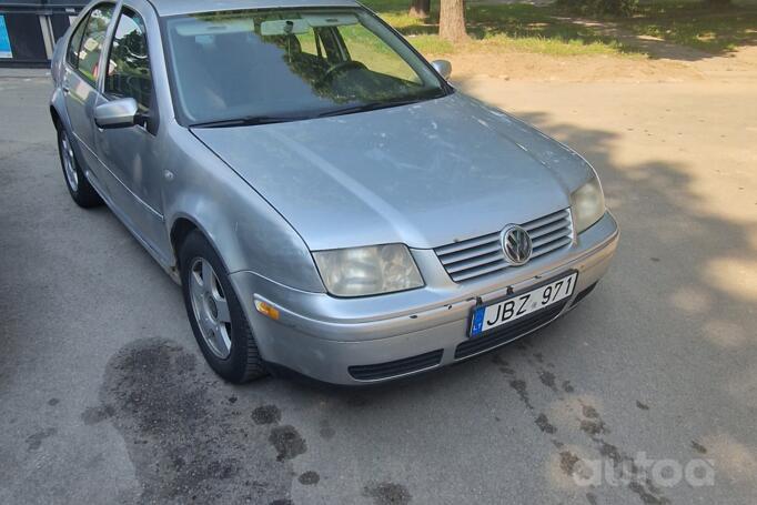 Volkswagen Jetta 4 generation Sedan