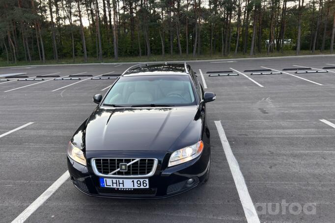 Volvo V70 2 generation [restyling] wagon 5-doors